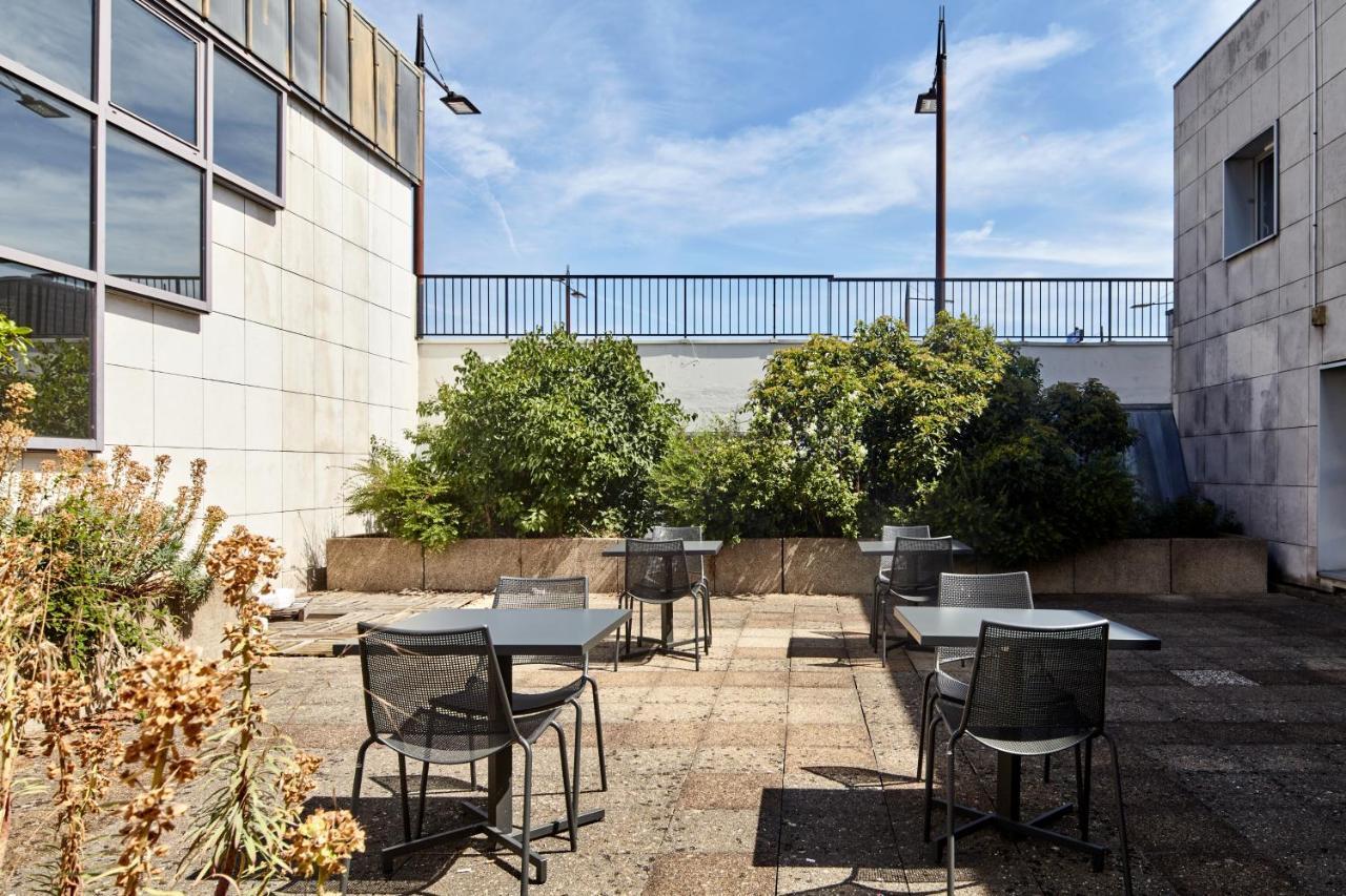 Paris Versailles Hotel 3*